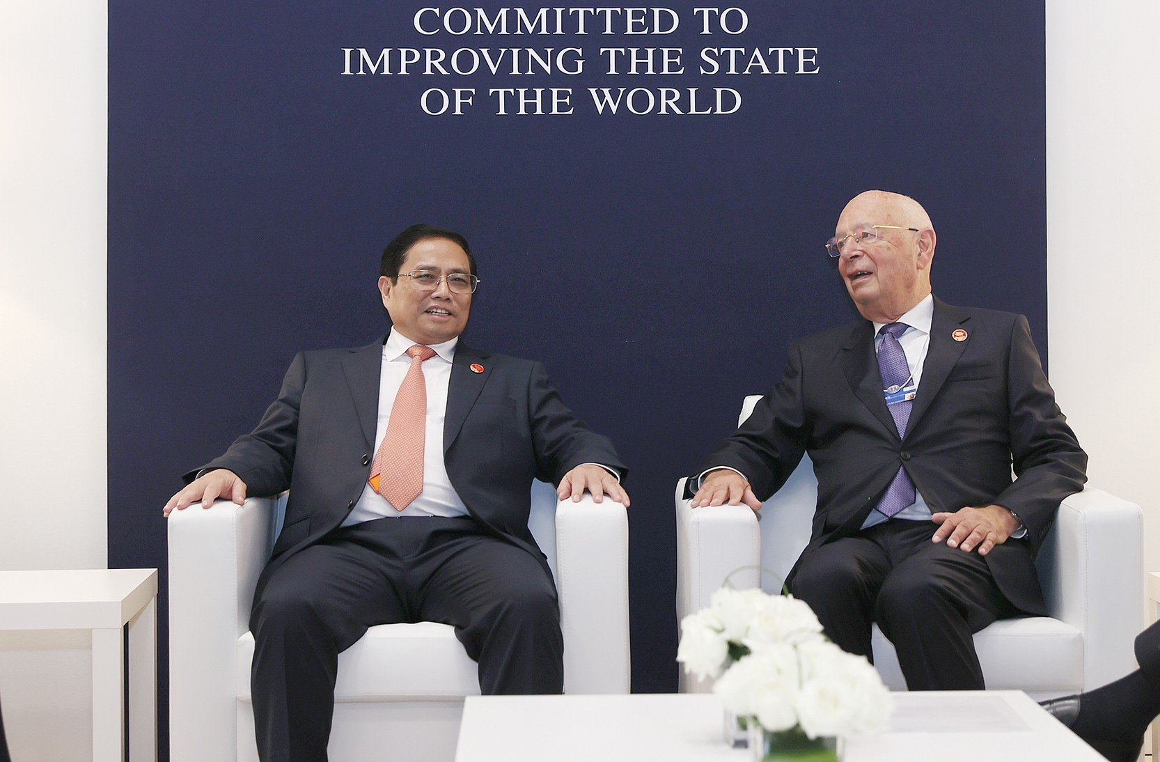 Thủ tướng Phạm Minh Chính và Giáo sư Klaus Schwab