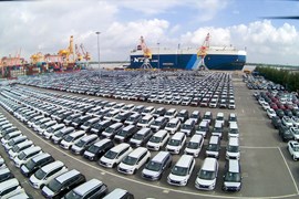 Nhập khẩu ô tô nguyên chiếc từ Thái Lan và Indonesia tăng mạnh