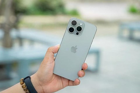 iPhone hạ nhiệt sau 6 tháng ra mắt