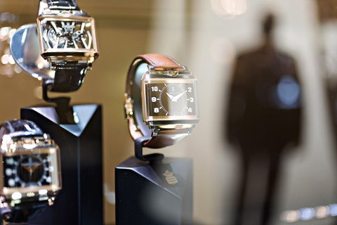 Ngành đồng hồ xa xỉ Thuỵ Sĩ tiếp tục đặt kỳ vọng vào thị trường tỷ dân