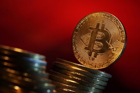 Giá Bitcoin 'nhảy múa' lên mốc cao kỷ lục mới