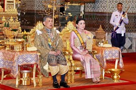 Top 10 nhà vua giàu nhất thế giới: Nắm trong tay 43 tỷ USD, vua Thái Lan dẫn đầu danh sách