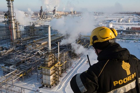 Giá xăng dầu hôm nay 7/11: Saudi Arabia và Nga sẽ tiếp tục giảm sản lượng khai thác
