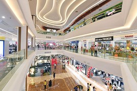 Lãi ròng cả năm nay của Vincom Retail (VRE) có thể tăng 62%