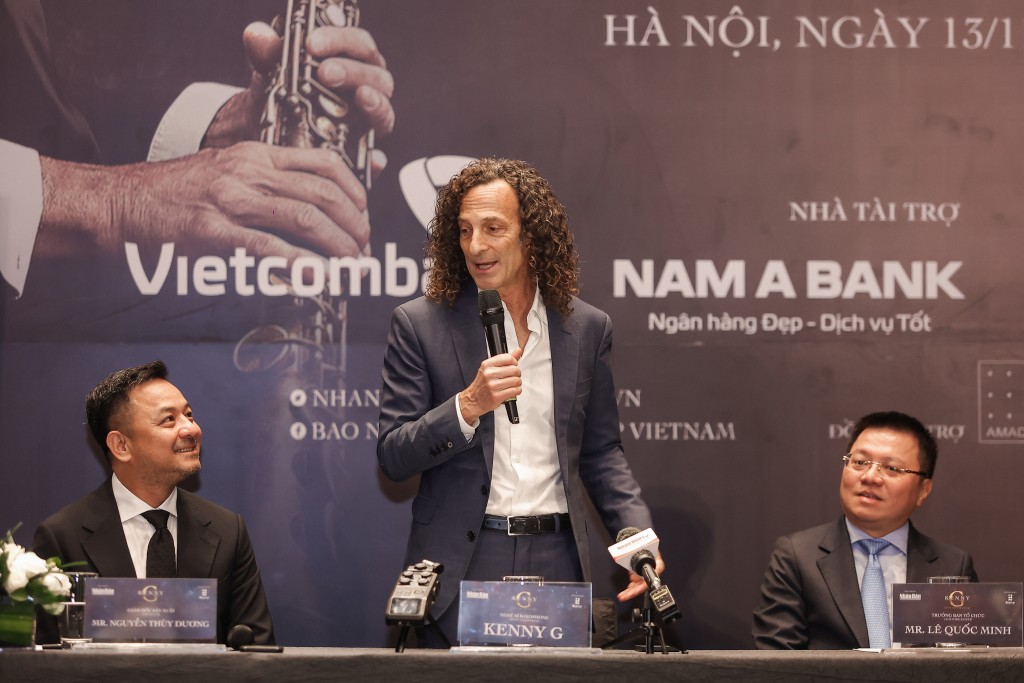 Kenny G quay MV tại các địa điểm nổi tiếng của Việt Nam 4