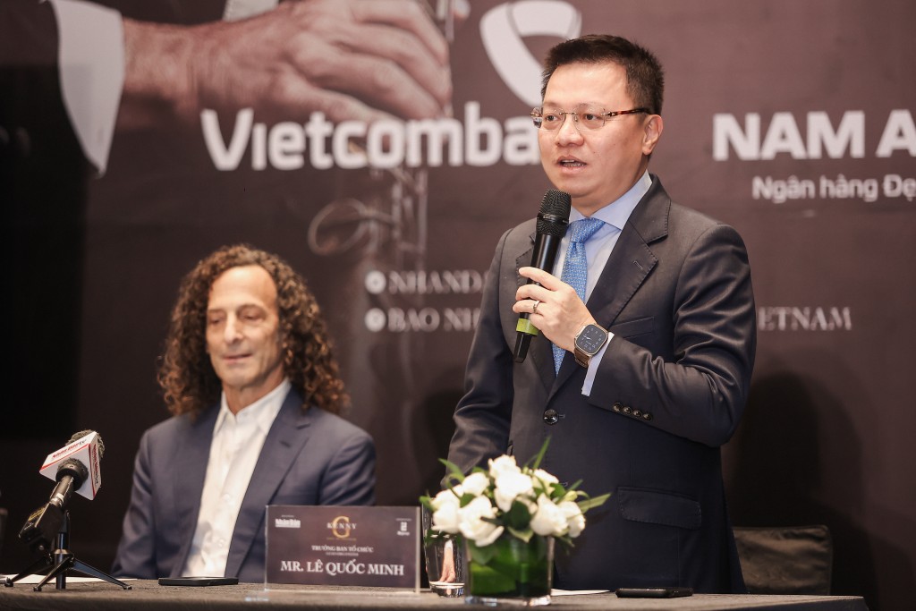 Kenny G quay MV tại các địa điểm nổi tiếng của Việt Nam 2