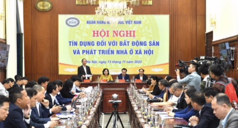 Doanh nghiệp bất động sản rơi vào 'ngõ cụt'