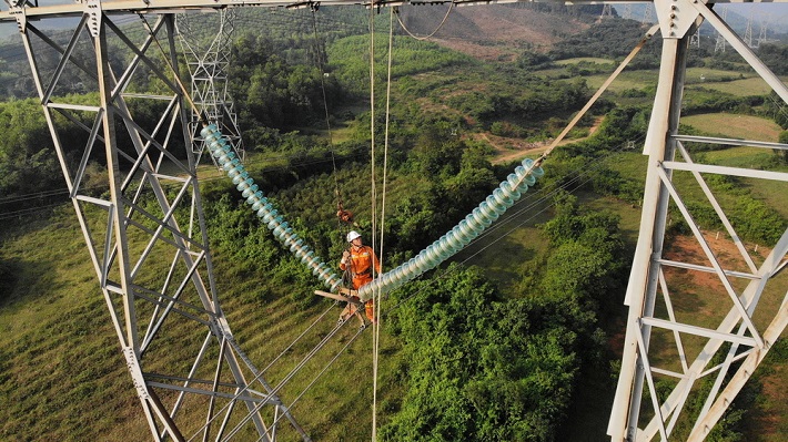 Tập trung nâng cao năng lực truyền tải điện, đảm bảo vận hành mạch 500kV liên kết Trung - Bắc 3