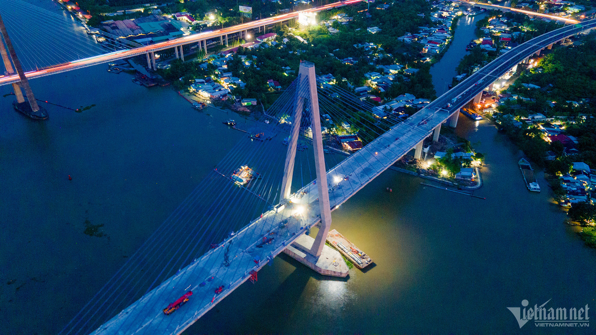 Cầu Mỹ Thuận 2 hơn 5.000 tỷ đồng trước dịp khánh thành 9