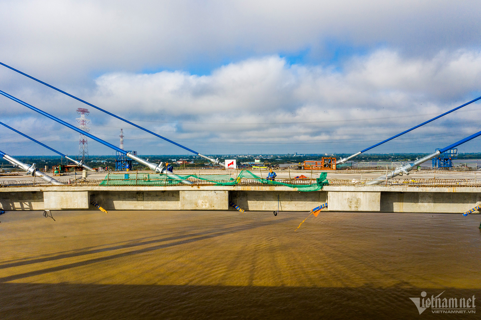 Cầu Mỹ Thuận 2 hơn 5.000 tỷ đồng trước dịp khánh thành 2
