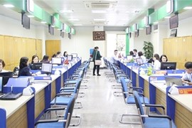 Cấp phép thần tốc cho Foxconn và cải cách hành chính ở Quảng Ninh