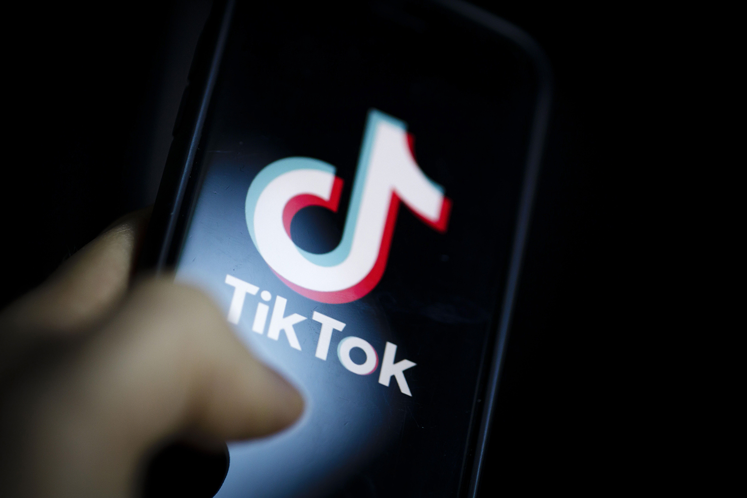 TikTok đòi xem dữ liệu nhạy cảm trên iPhone