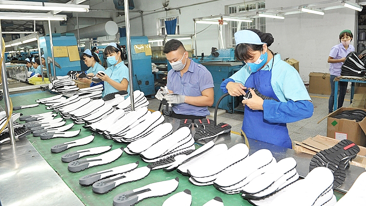Lợi thế mới cho hàng dệt may, da giày Việt Nam vào Thụy Sỹ 2