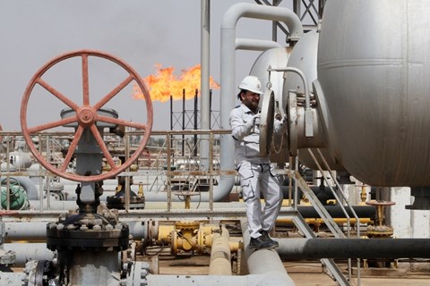 Giá xăng dầu hôm nay 20/2: Tăng nhẹ, chờ đợi diễn biến mới tại Dải Gaza