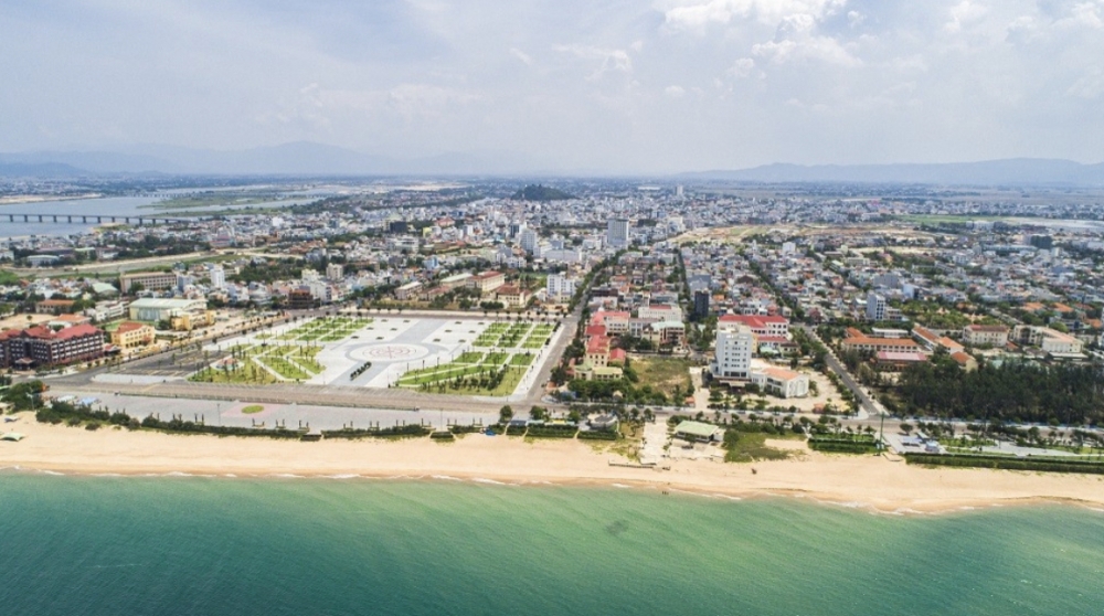 Phú Yên trao quyết định đầu tư cho 14 dự án gần 10.500 tỷ đồng 2