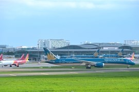 Hàng không Việt chạy đua bay quốc tế