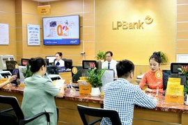 Ngân hàng LPBank (LPB): Tăng mục tiêu lãi năm nay, muốn chào bán 800 triệu cổ phiếu