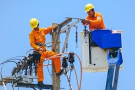 Giúp EVN có nguồn thanh toán cho chủ đầu tư, Bộ Công Thương đề xuất điều chỉnh giá điện năm 2024