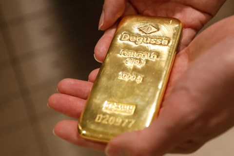 Giá vàng lại vọt lên trên 84 triệu đồng