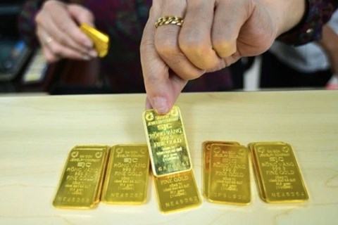 Giá vàng trong nước ổn định quanh mức 90 triệu đồng/lượng