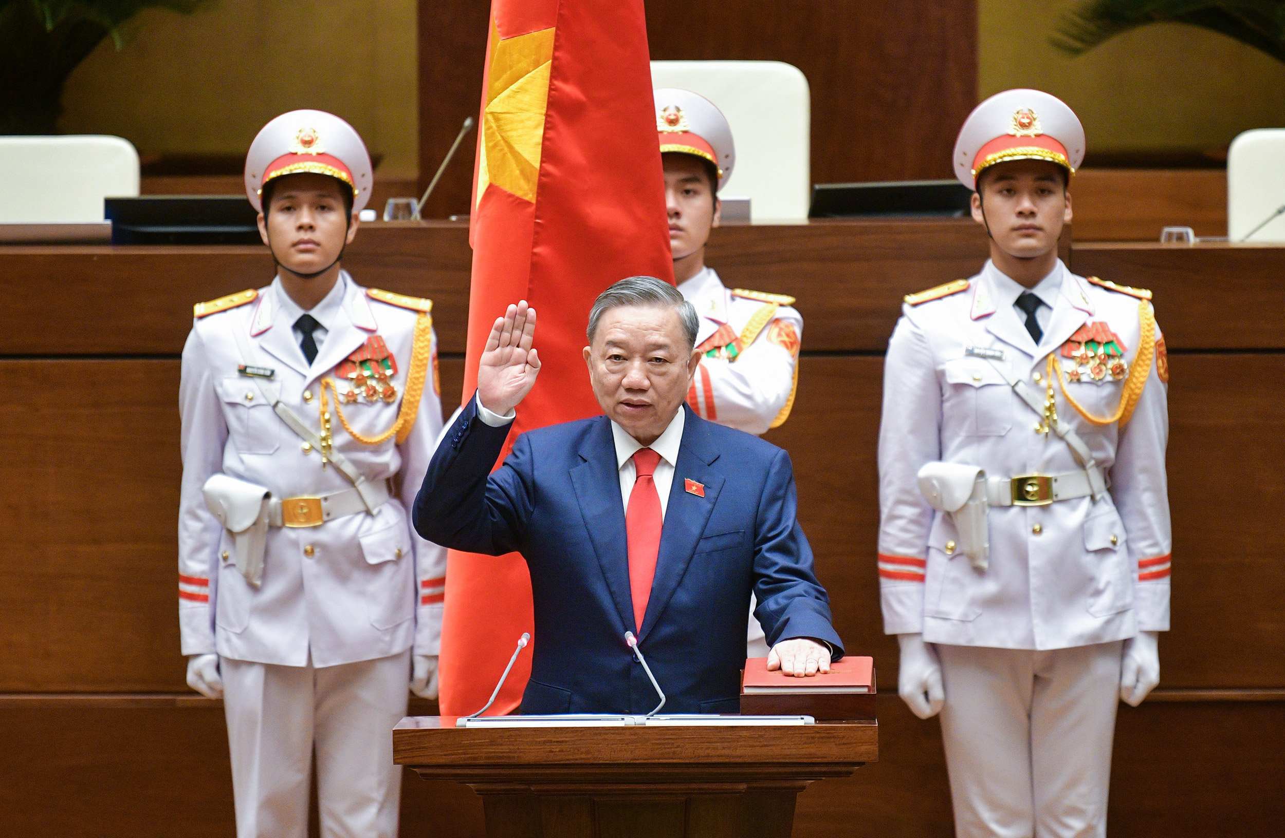 Chủ tịch nước Tô Lâm tuyên thệ
