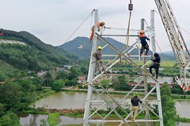 Bảo đảm đóng điện đường dây 500kV mạch 3 trước ngày 30/6/2024