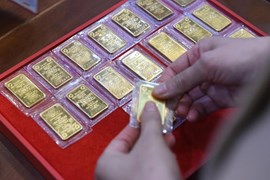 Giá vàng trong nước giảm sốc, còn 79 triệu đồng/lượng