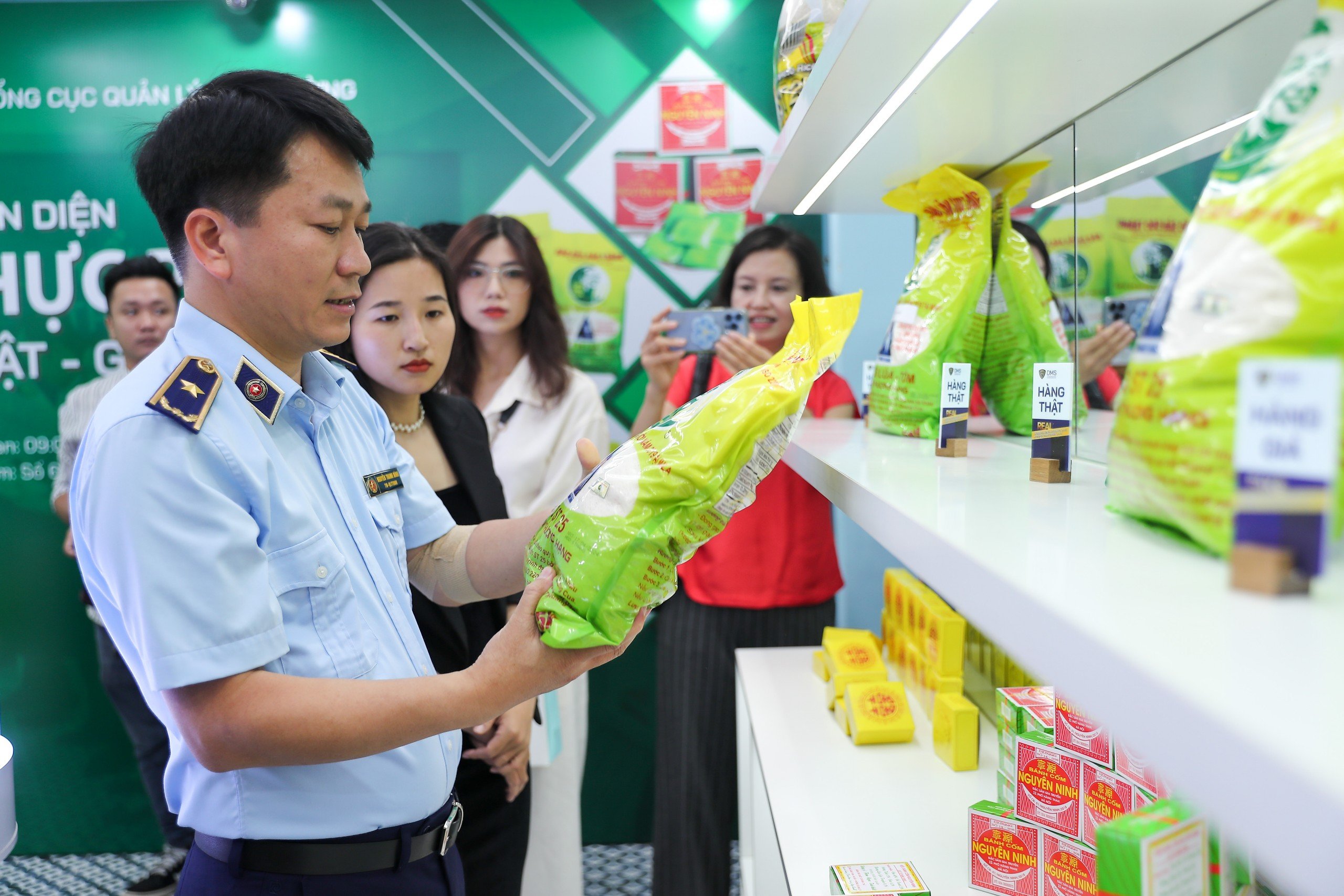 Mở cửa Phòng trưng bày “Nhận diện Thực phẩm thật giả” tại 62 Tràng Tiền