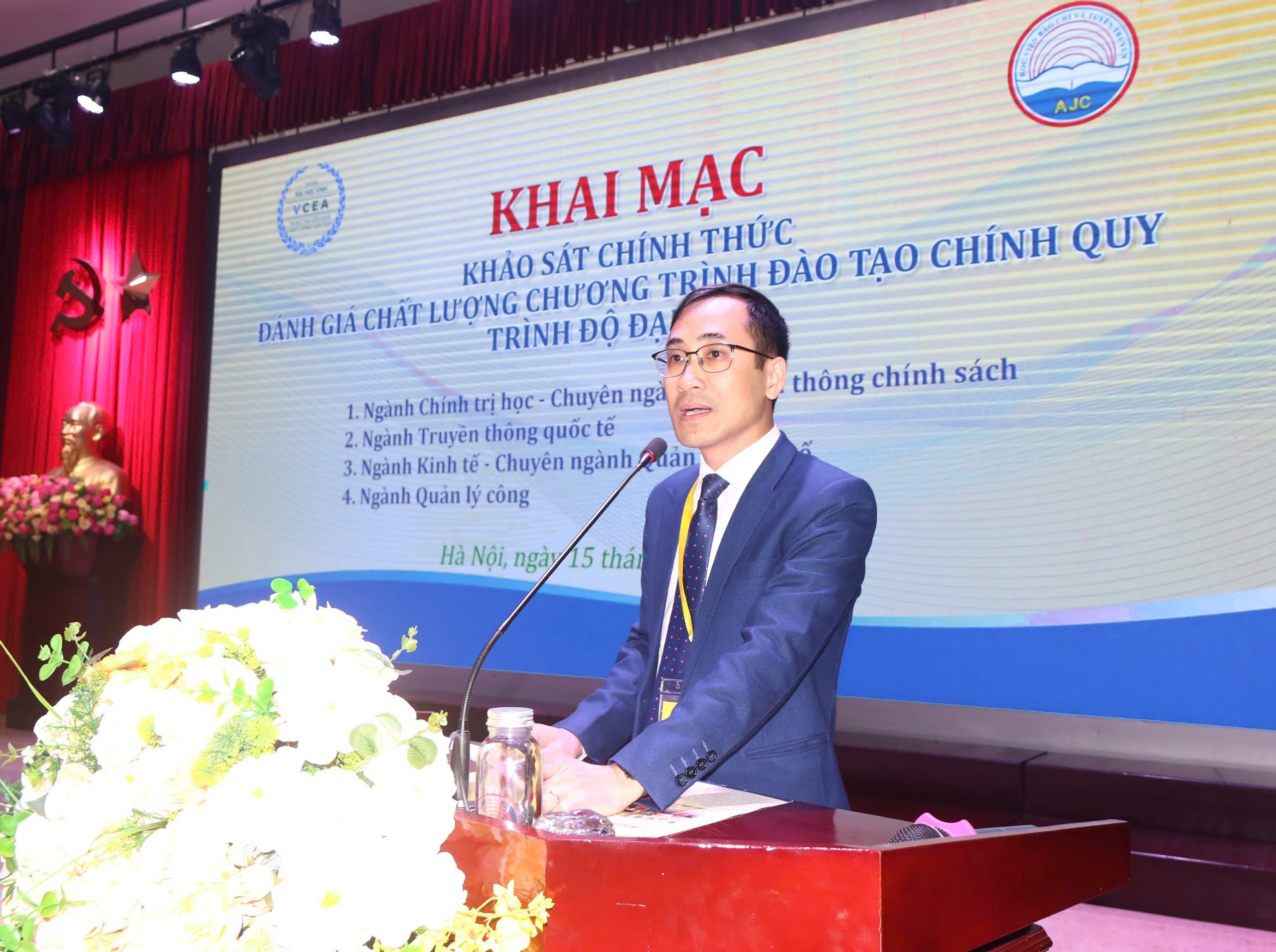 Đại biểu tham dự phiên Khai mạc khảo sát chính thức phục vụ đánh giá ngoài 04 chương trình đào tạo tại Học viện Báo chí và Tuyên truyền