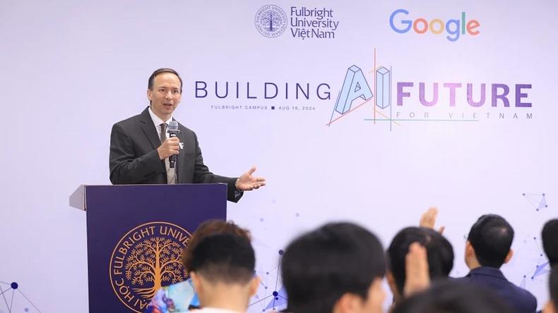 Hiệu trưởng Fulbright Việt Nam Scott Fritzen