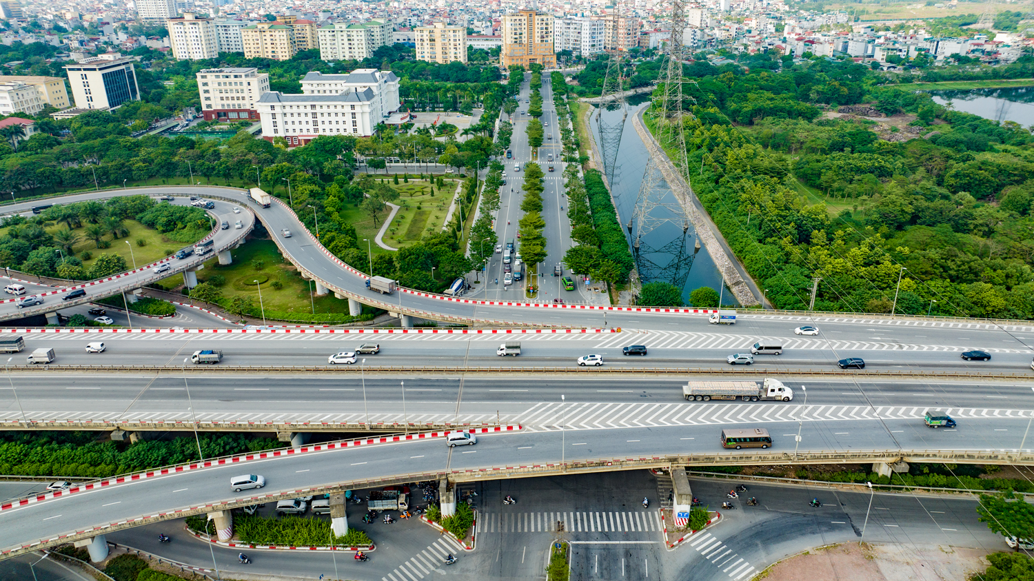 Giá chung cư tăng mạnh: Cách nào để người trẻ mua được nhà 2