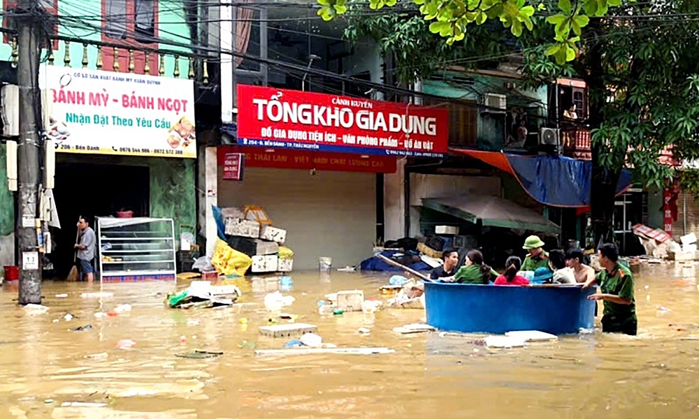 Thái Nguyên: Lũ lịch sử trên sông Cầu có thể lập đỉnh vào đêm nay