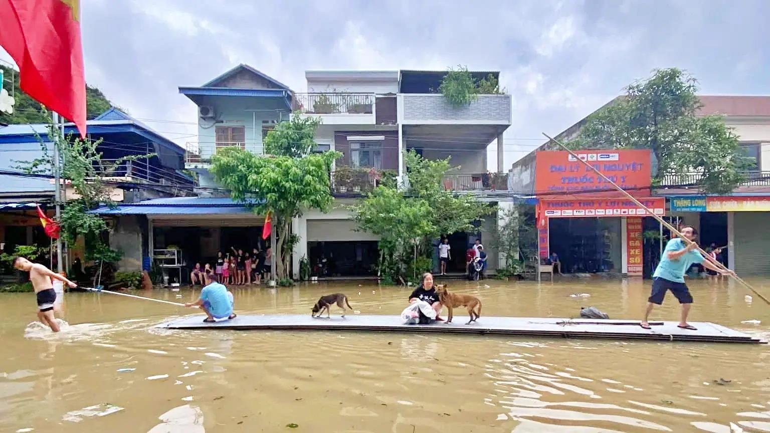 Thái Nguyên: Lũ lịch sử trên sông Cầu có thể lập đỉnh vào đêm nay