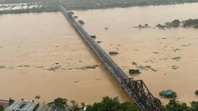 cầu long biên