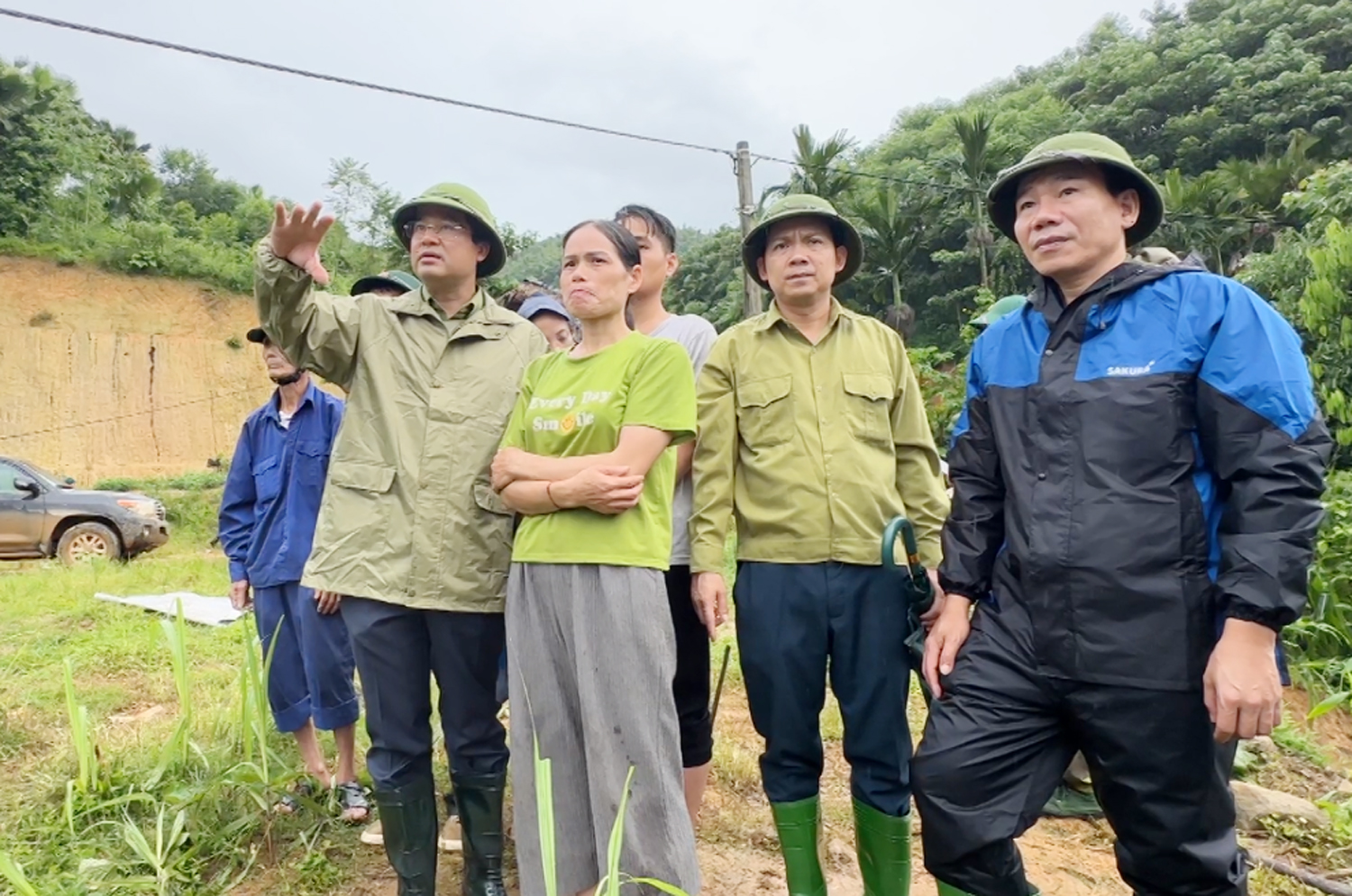 Lũ quét kinh hoàng san bằng cả thôn Làng Nủ, Chủ tịch UNBD tỉnh Lào Cai trực tiếp chỉ đạo tìm kiếm cứu nạn