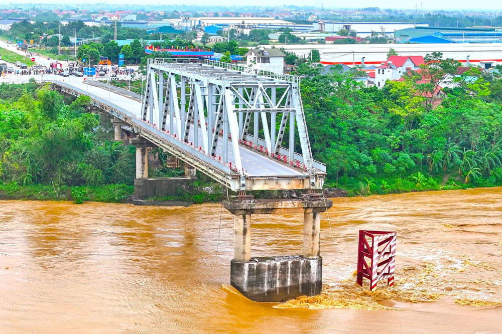 cầu phong châu