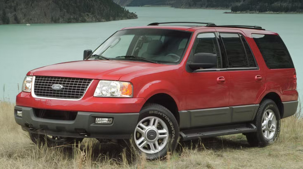 Khám phá 5 thế hệ của mẫu SUV Ford Expedition