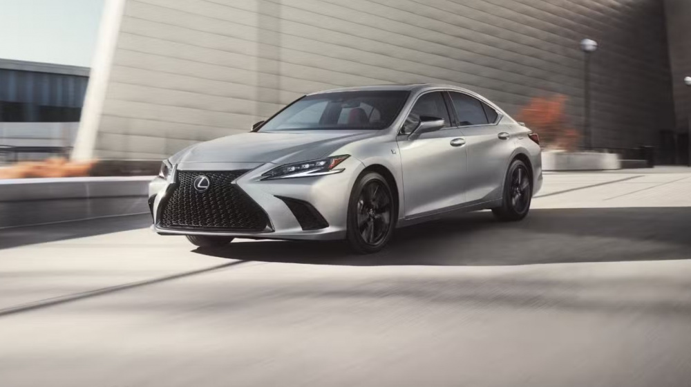 Lexus ES thế hệ mới rò rỉ hình ảnh