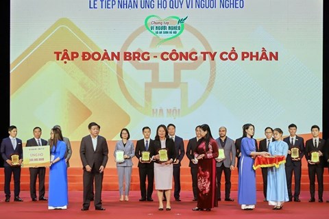 Tập đoàn BRG ủng hộ 500 triệu đồng vào quỹ Vì người nghèo Hà Nội 2022