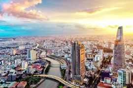 ADB giữ nguyên dự báo tăng trưởng kinh tế của Việt Nam