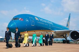 “Trái ngược” sức khỏe tài chính của hai hãng bay lớn nhất Việt Nam