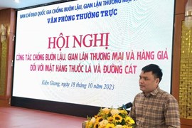 Thuốc lá và đường cát lậu ồ ạt vào Việt Nam, 8 tháng phát hiện gần 3.400 vụ