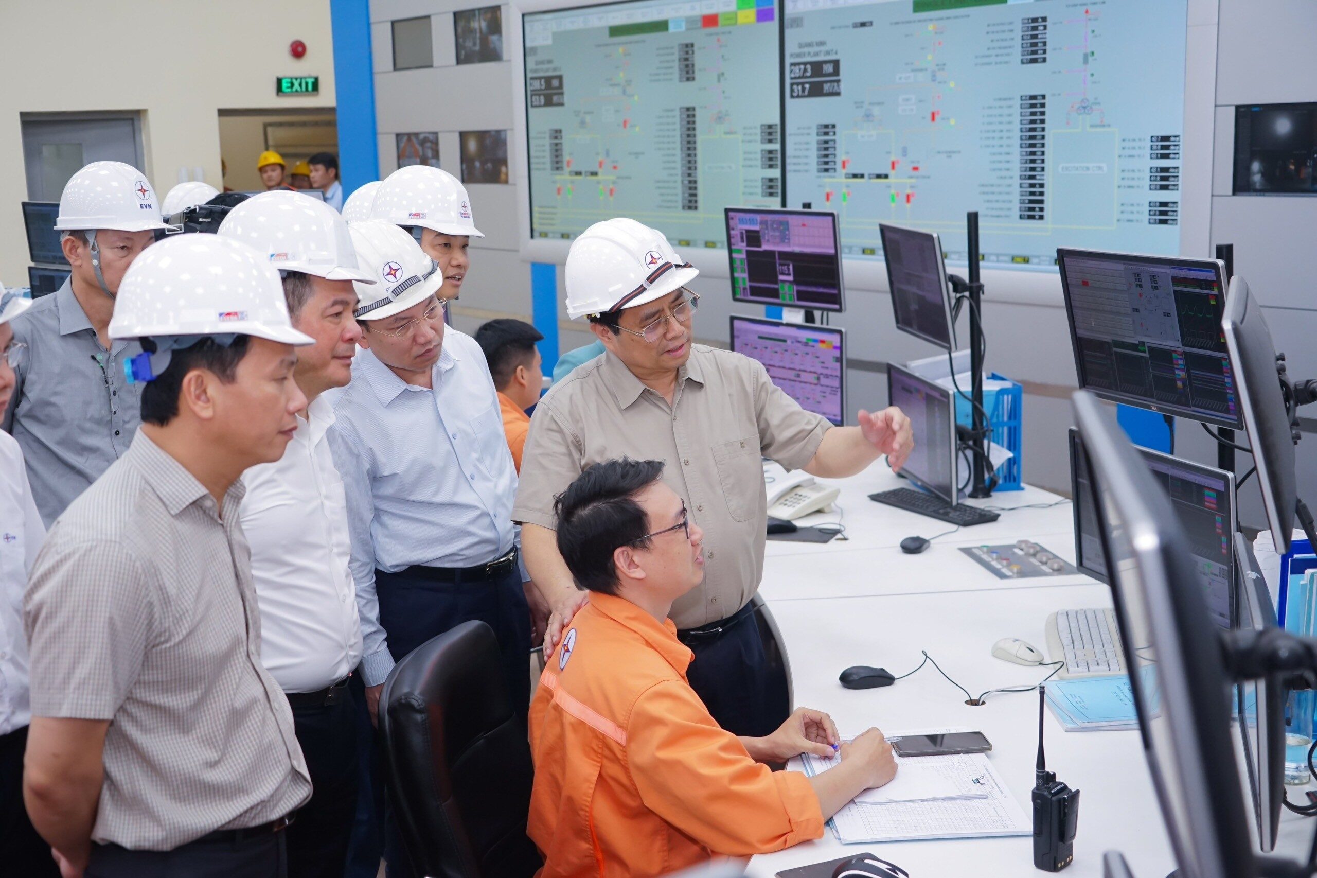 Thủ tướng giao loạt nhiệm vụ để đảm bảo cung ứng điện, giữ vững an ninh năng lượng quốc gia