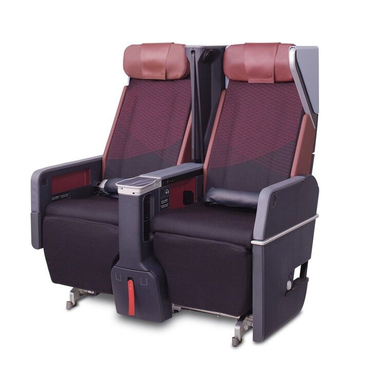 231002085347-09-a250-1000-aircraft-premium-economy-seat-168.jpg
