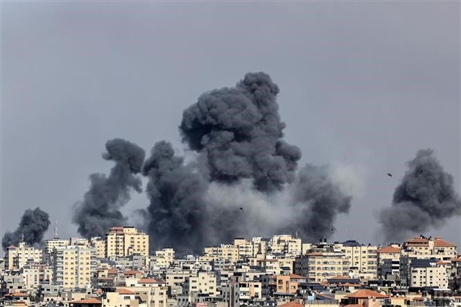 Chiến tranh nổ ra tại Dải Gaza