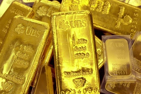 Giá vàng trượt khỏi mốc đỉnh 9 tháng khi đồng USD tăng giá