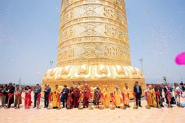 Khánh thành và đón nhận Kỷ lục Guinness của Đại Bảo tháp Kinh luân lớn nhất thế giới