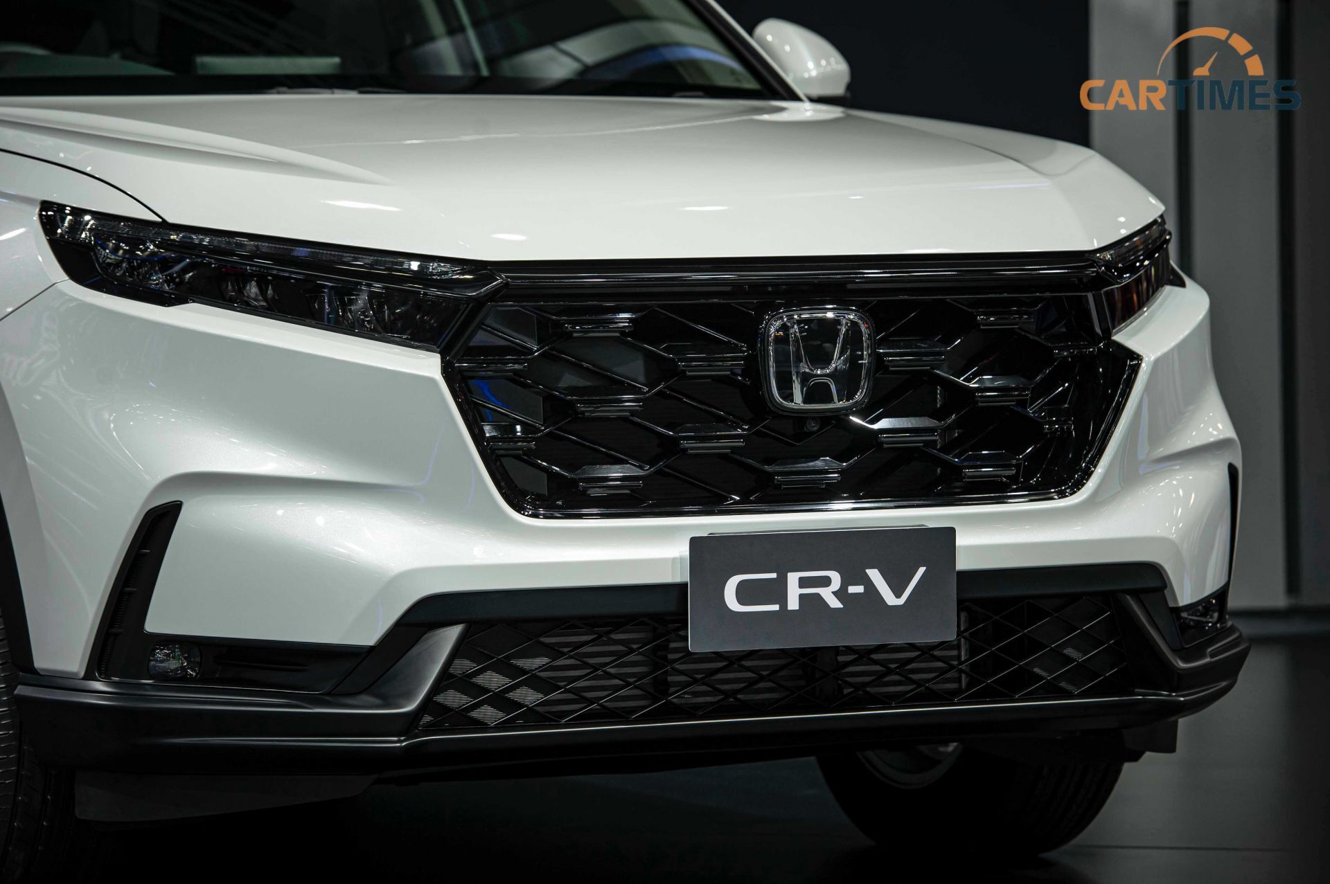 Lưới tản nhiệt trên Honda CR-V 2023