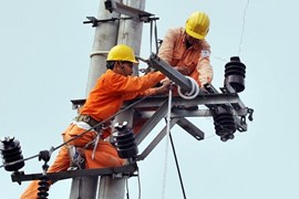 Chính phủ thúc Bộ Công Thương điều chỉnh giá bán lẻ điện