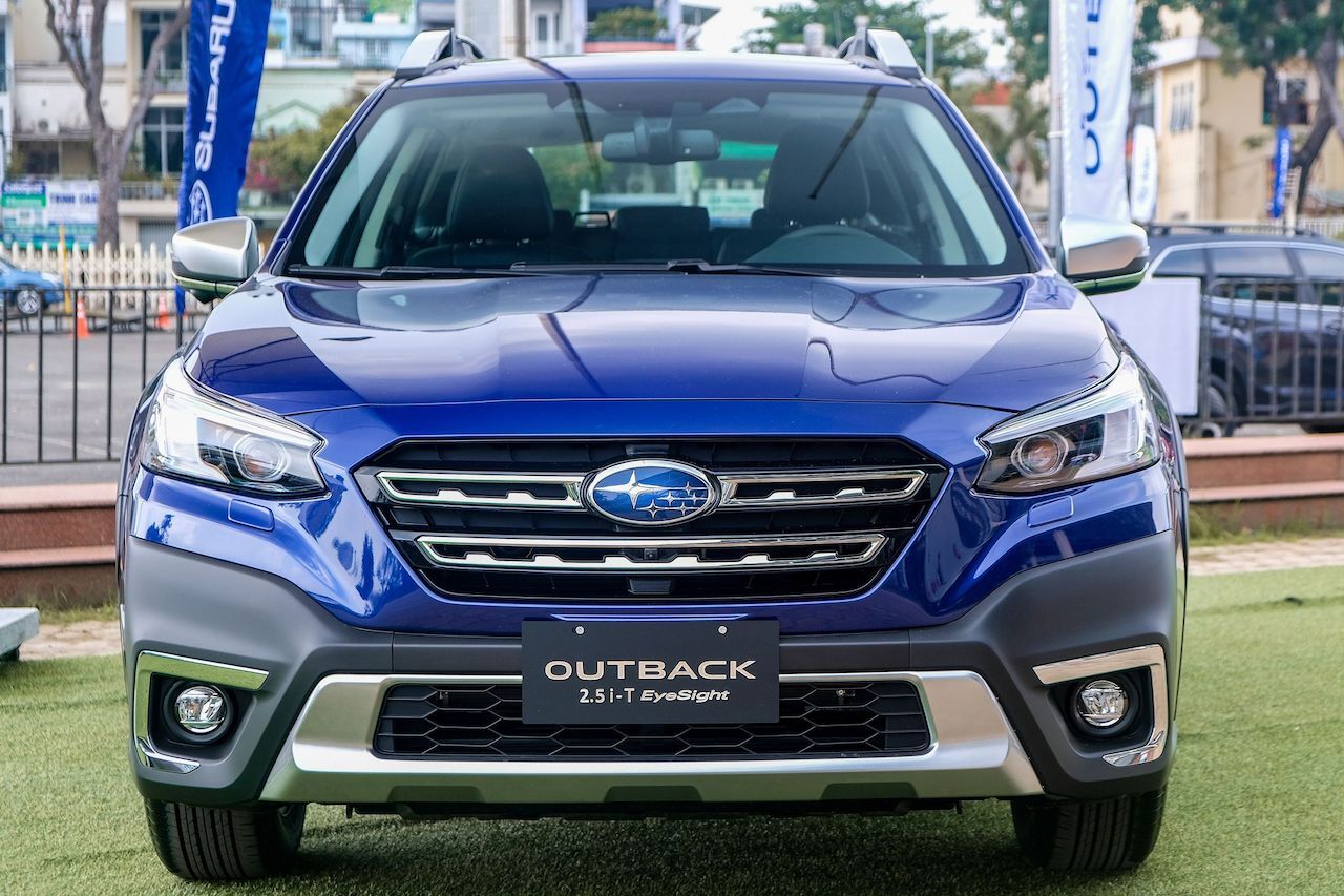 Xe Nhật Subaru Outback 2023 ra mắt tại Việt Nam, giá 2,099 tỷ đồng